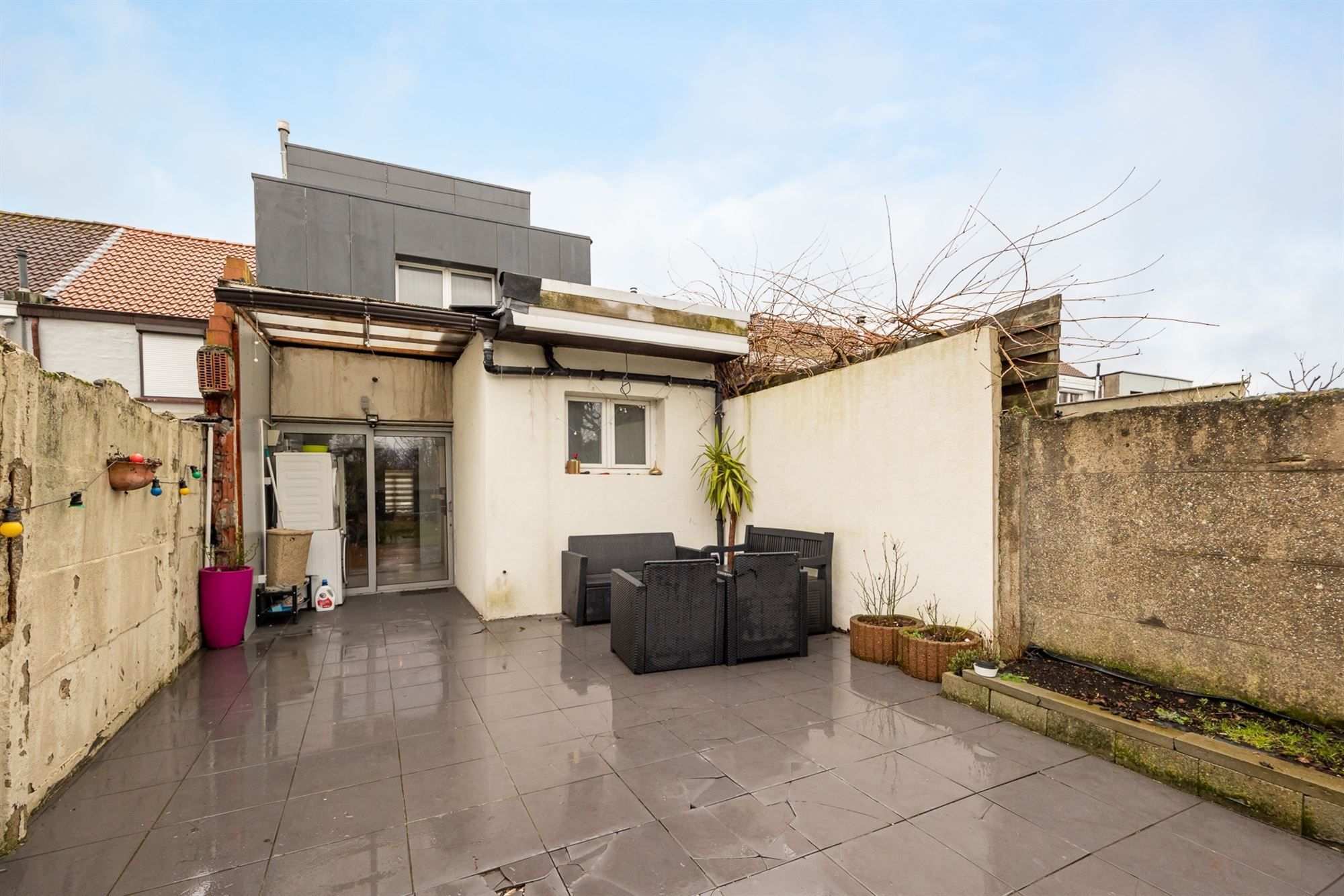 Op te frissen woning met 4 slpk en Z-tuin foto 23