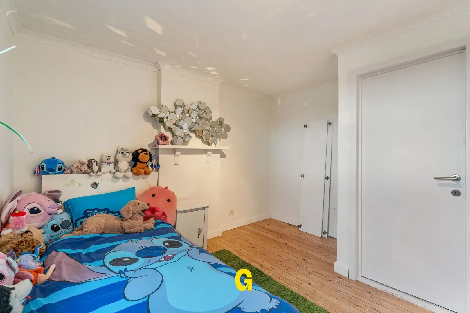 Leuke rijwoning met karakter, 3 slaapkamers, uitbreidingsmogelijkheden op zolder en gezellig tuintje met carport bereikbaar langs achter. foto 16