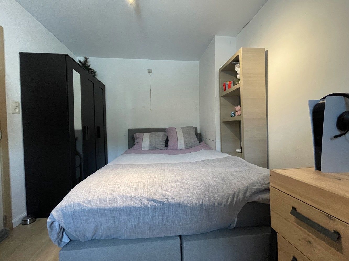 Verrassend ruime en volledig gerenoveerde woning met 3 slaapkamers en tuin foto 16