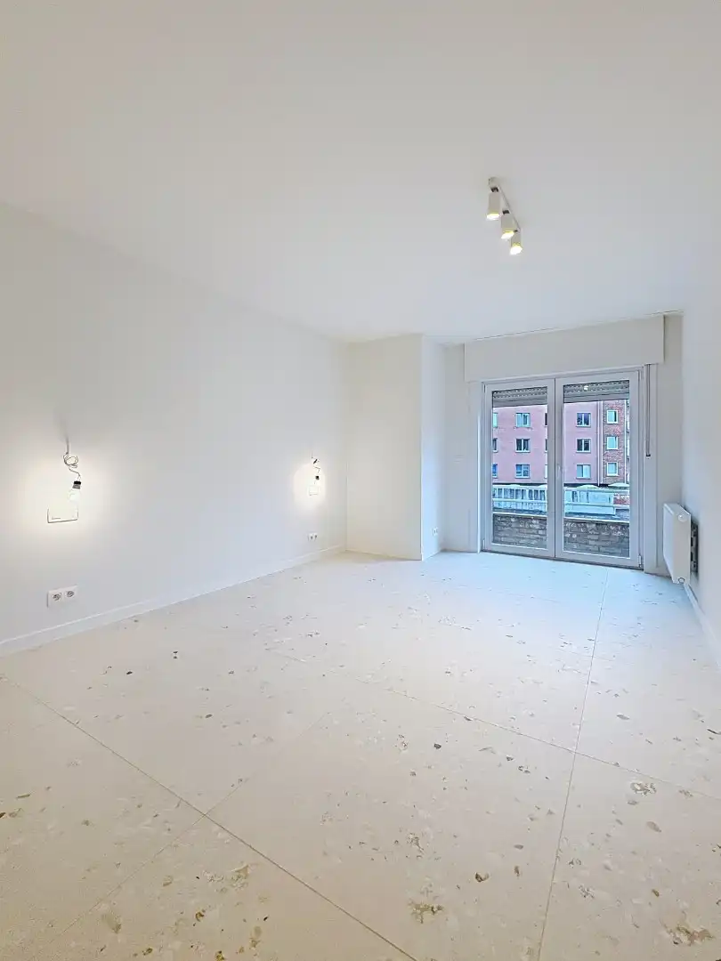 Volledig vernieuwd appartement met frontaal zeezicht foto 9