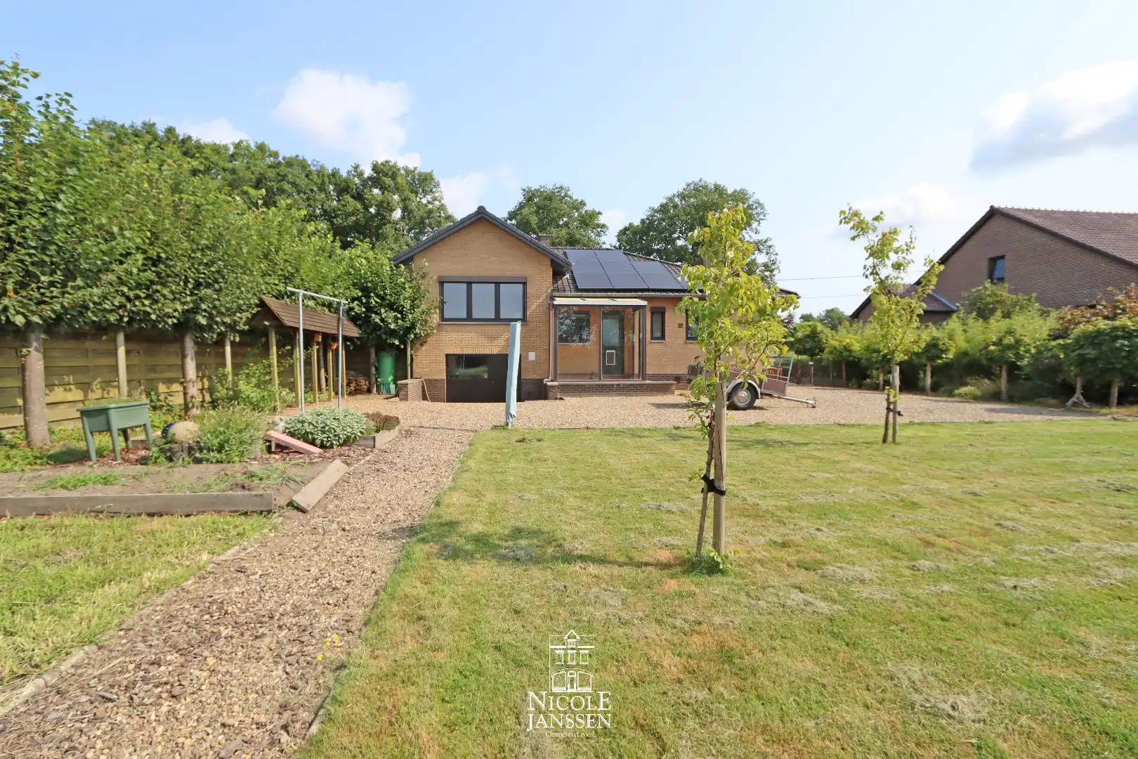 Vrijstaande gezinswoning met drie slaapkamers in een rustige omgeving  foto 22