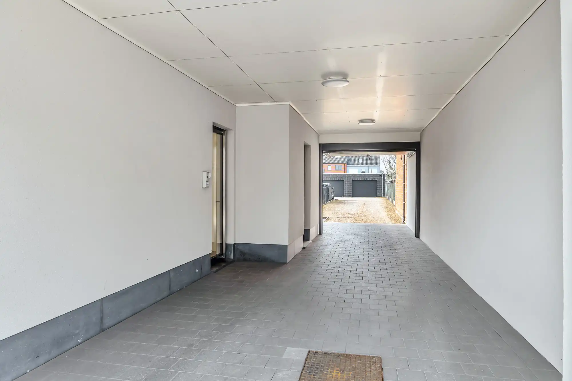 Prachtig gelijkvloers appartement met tuin en garage foto 28