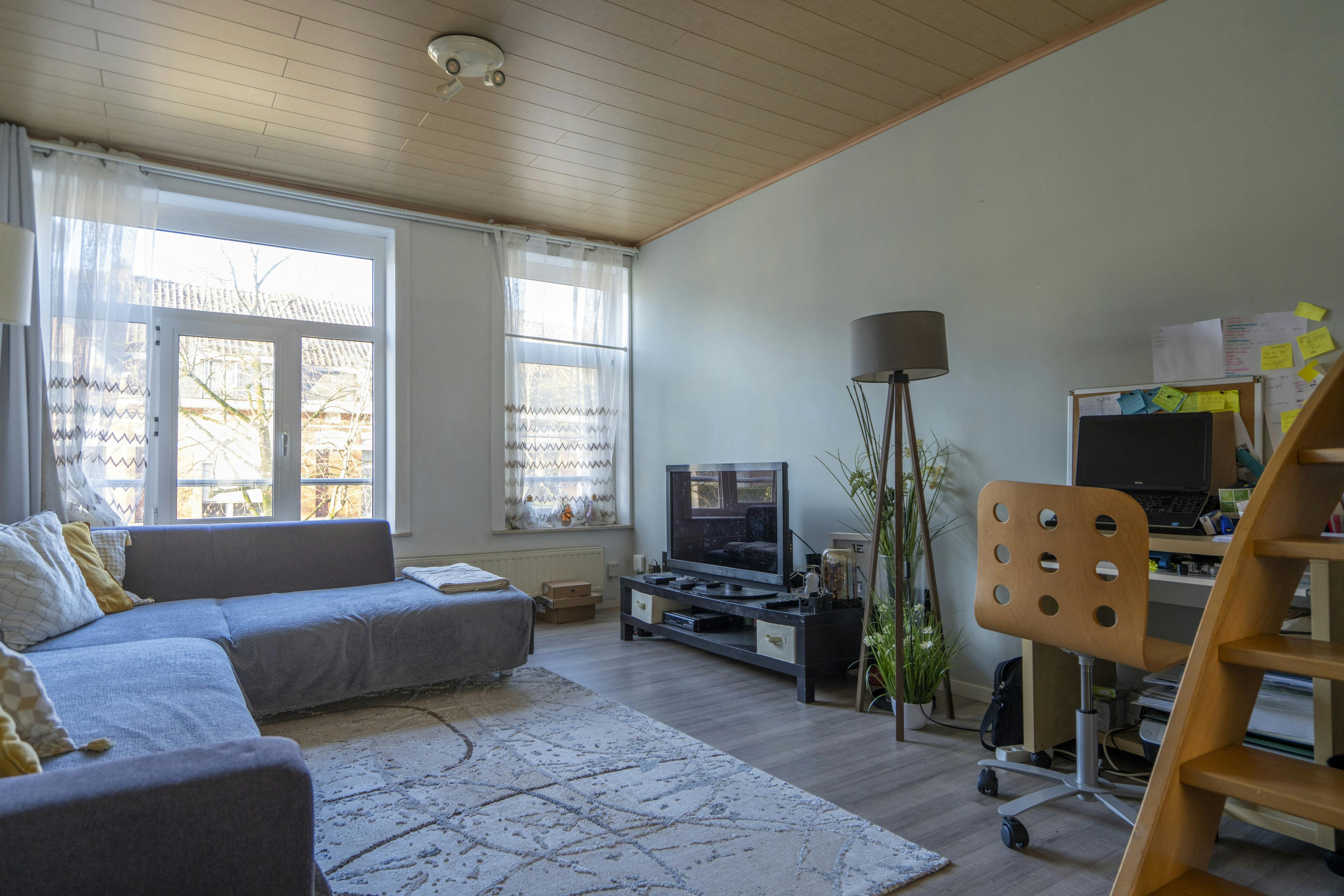 Opbrengsteigendom met twee appartementen te koop in Kortrijk foto 2