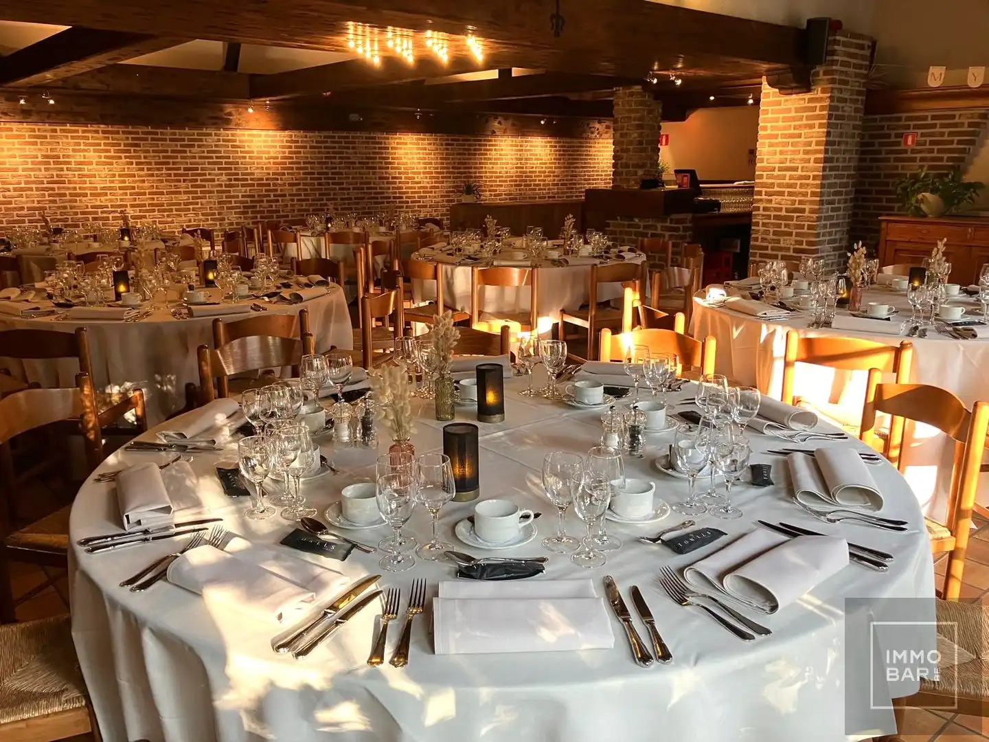 Veelzijdig handelspand met woonst en uitstekende bereikbaarheid foto 8