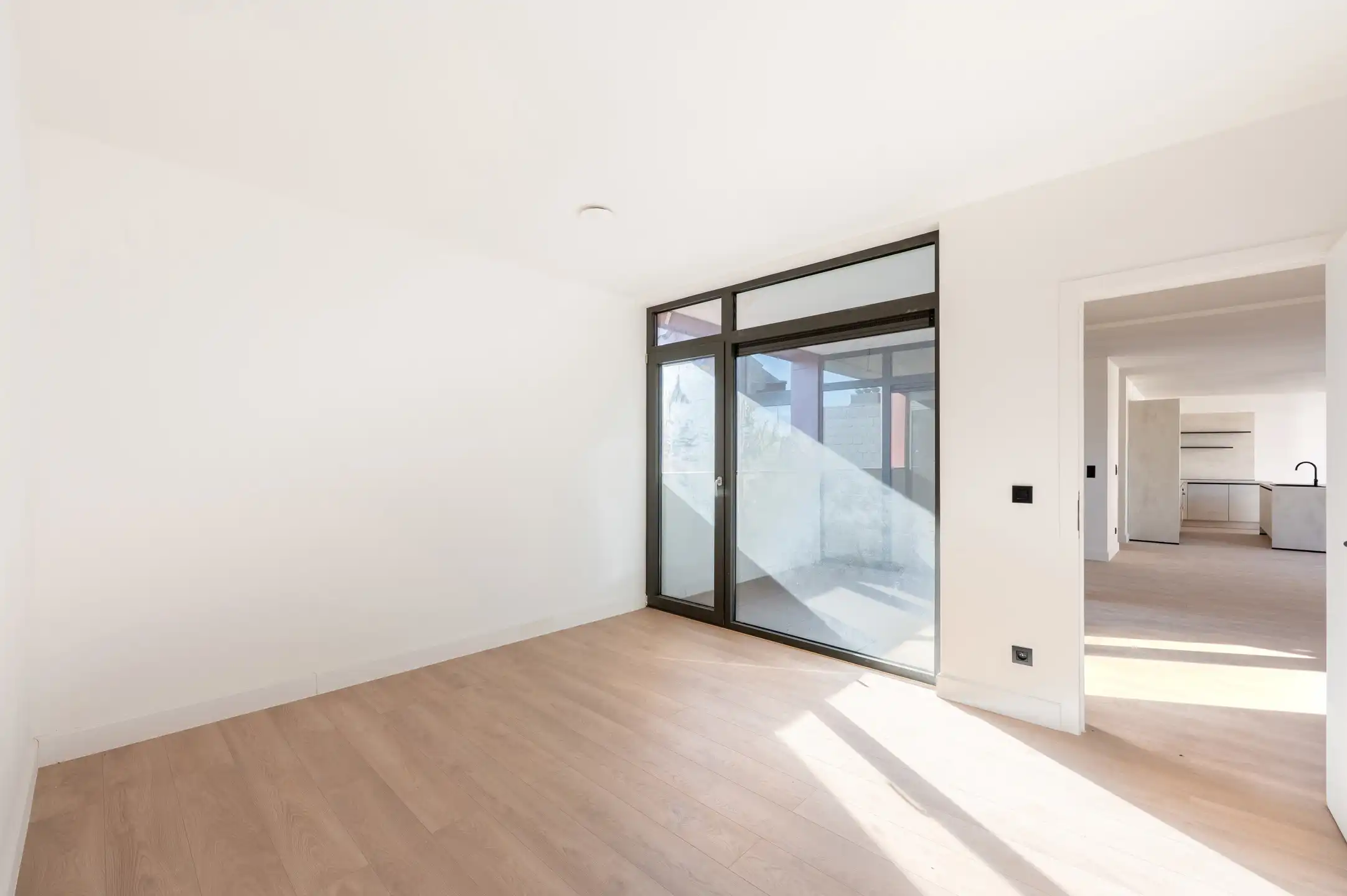 ANTWERPEN - Twee slaapkamer appartement in Whitbread site foto 8