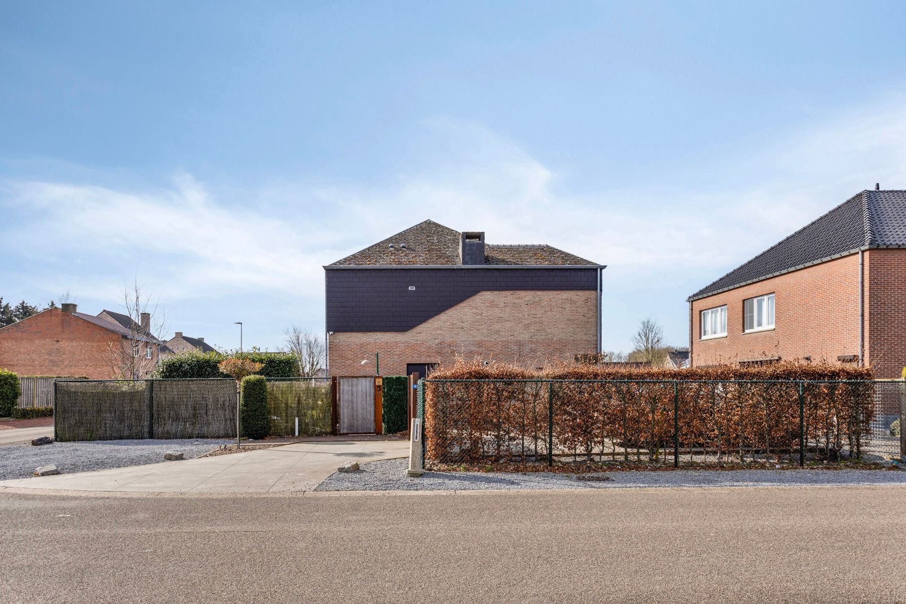 karaktervolle woning op ruim perceel foto 4