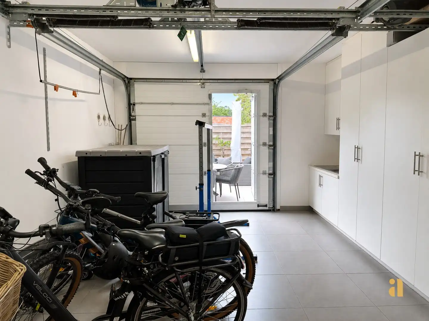 Recente woning, met ruimte voor de perfecte apero foto 27
