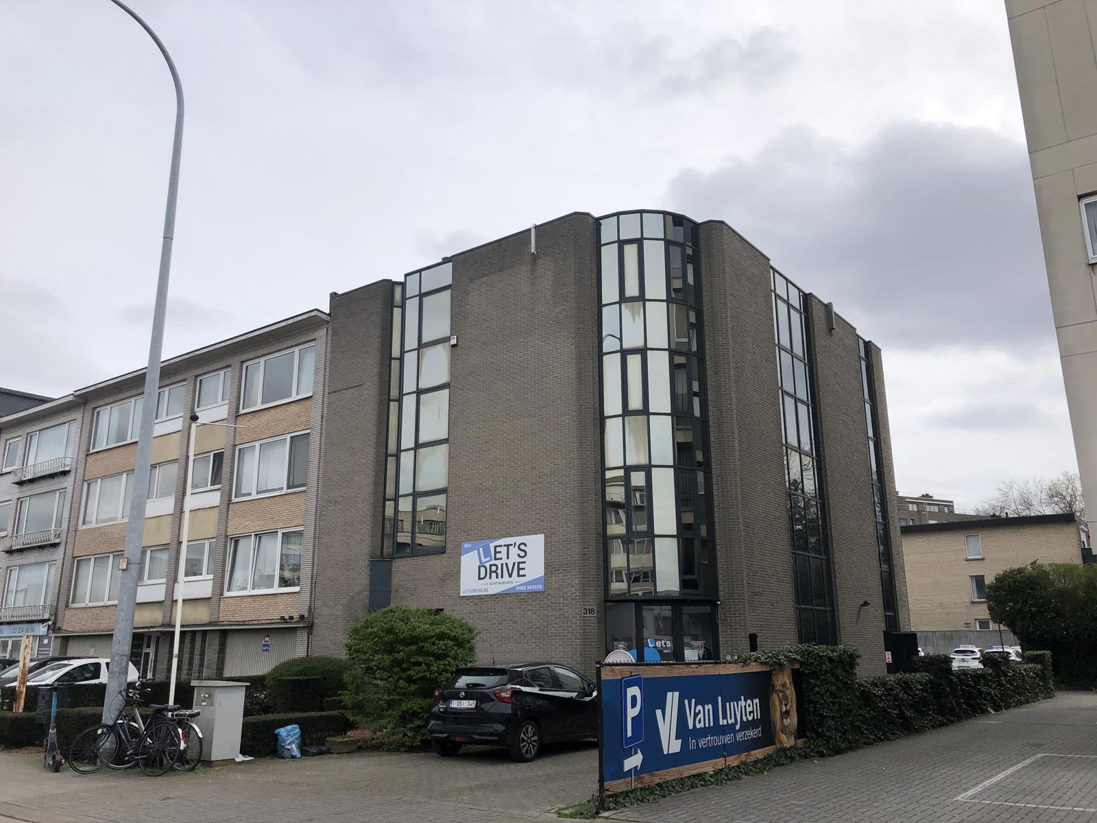 ()=>{if(producerUpdateValueVersion(node),producerAccessed(node),node.value===ERRORED)throw node.error;return node.value} Bisschoppenhoflaan 318 - 2100 Antwerpen