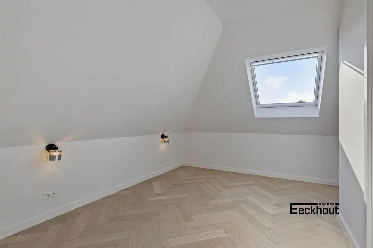 Sublieme penthouse in standingvolle residentie Derycker in hartje Oostende foto 18