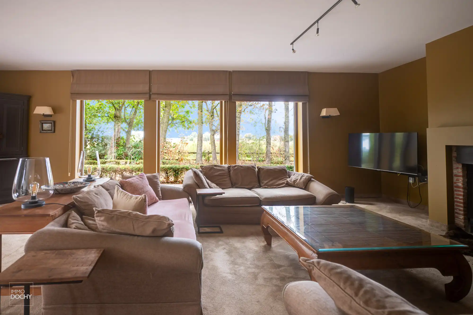 Rustig gelegen ruim landhuis op 6.402m² foto 11