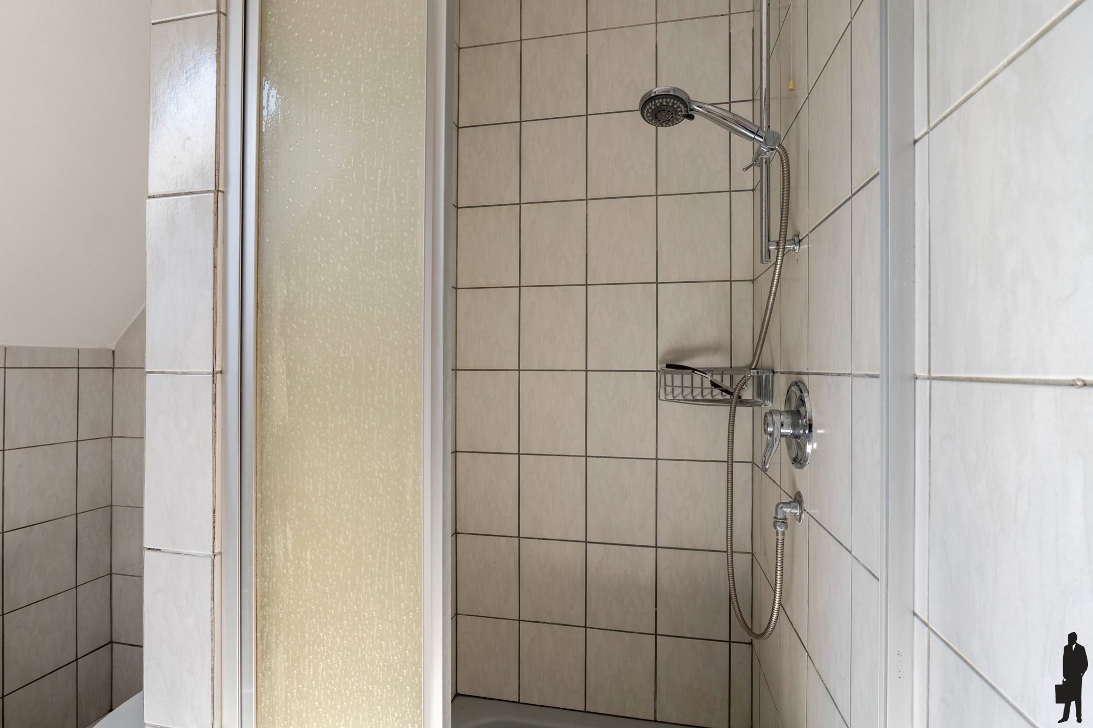 Vrijstaande woning met 5 slpk. en 2 bdk. in een rustige wijk te Meerle! foto 20