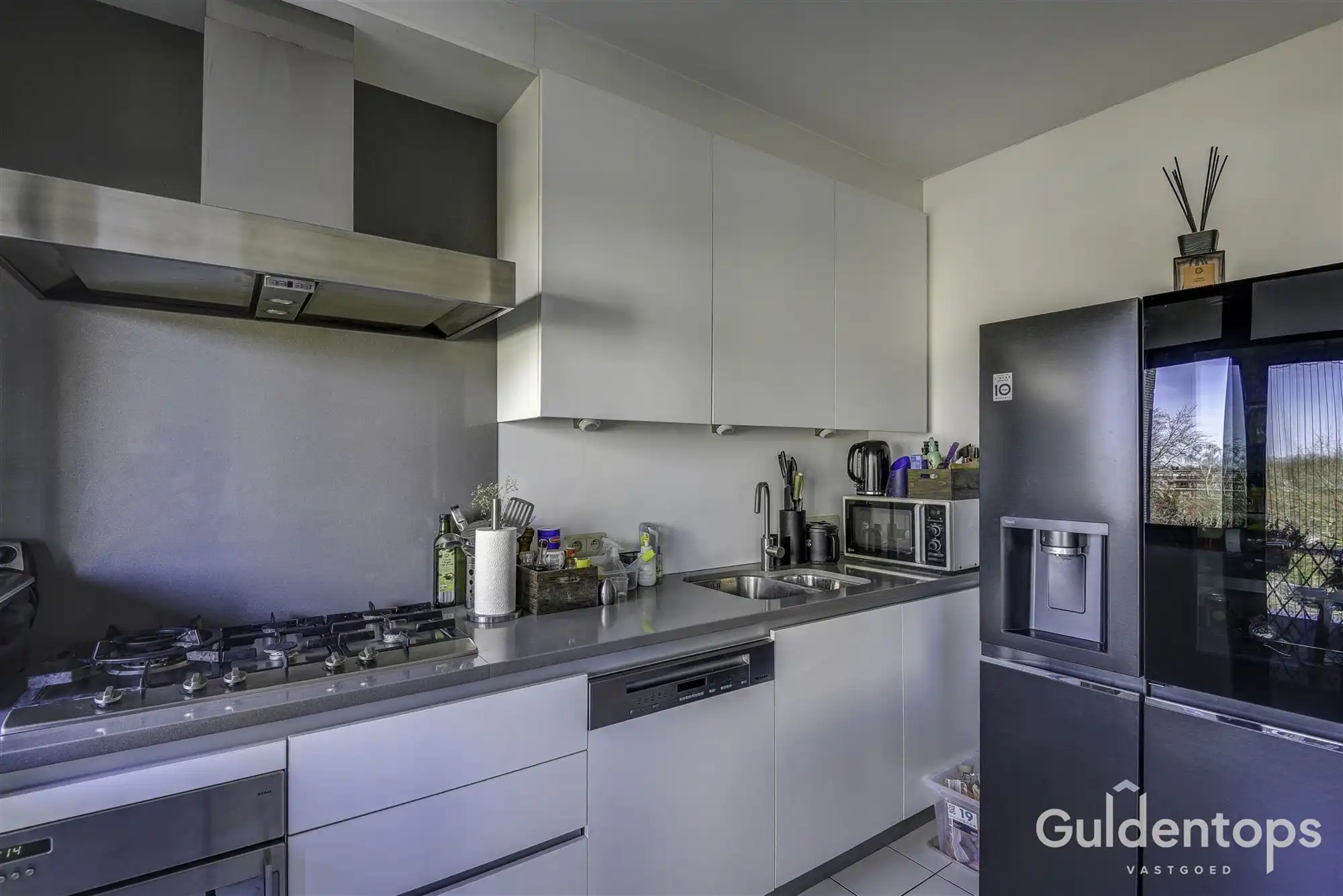 Knap vernieuwd 3-slaapkamerappartement (125 m²)  foto 14