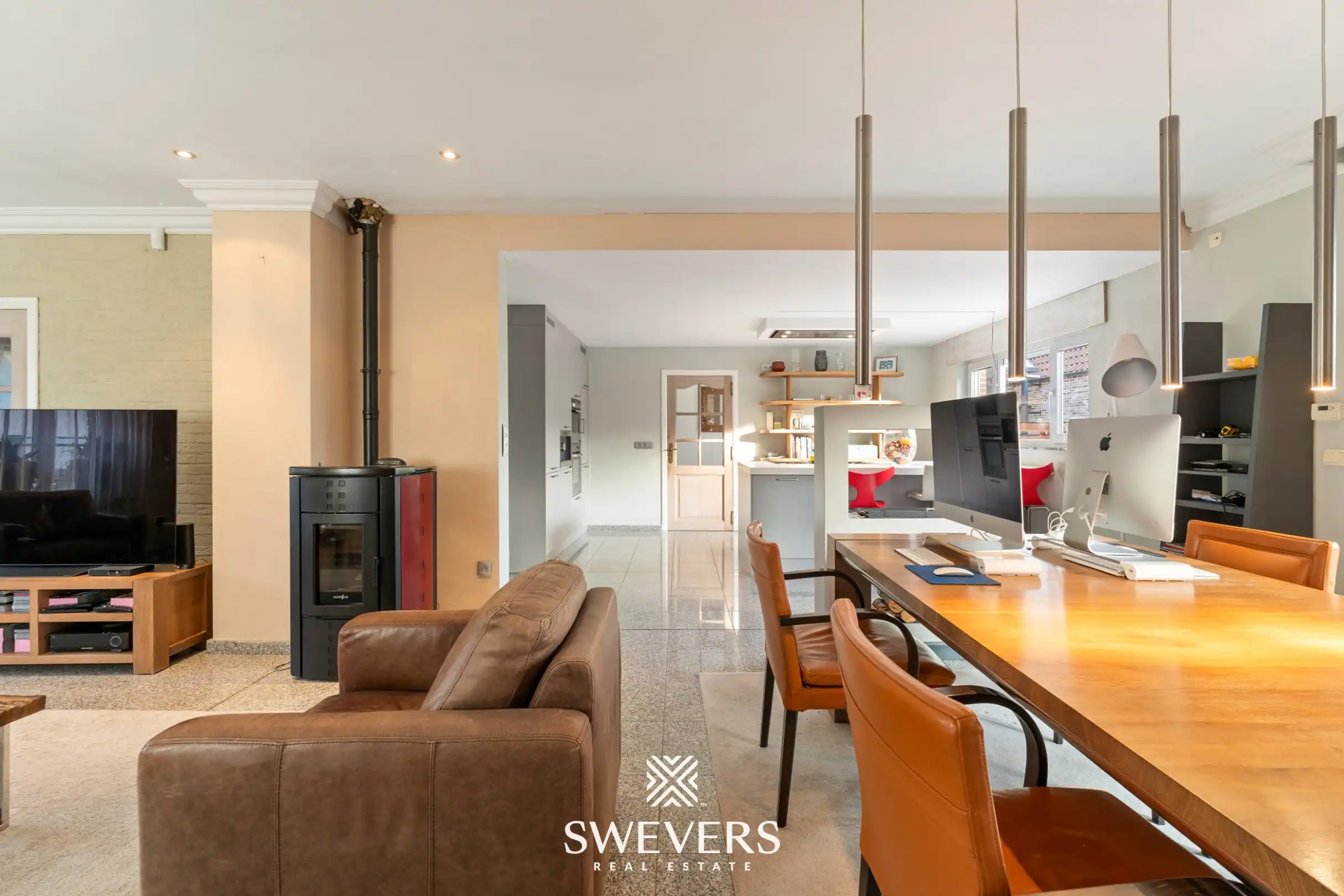 Instapklare Villa met Professionele Paardenaccommodatie:  foto 8