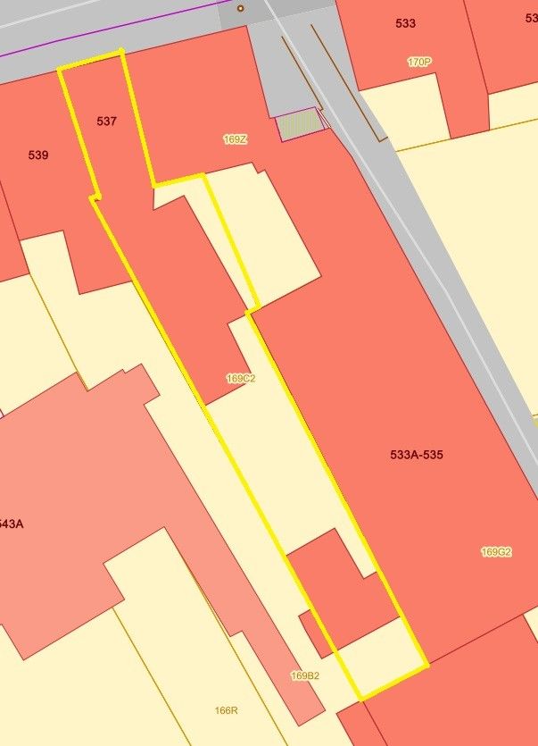 Te renoveren woning op zeer gunstige ligging foto 2
