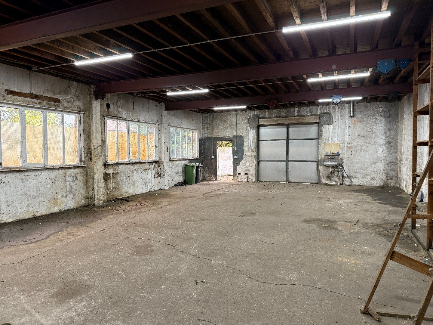 Magazijn - stockageruimte foto 3