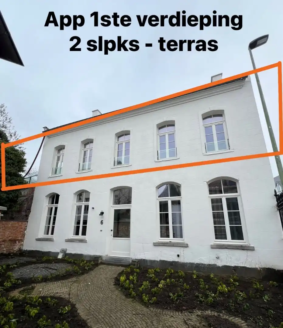 GERENOVEERD APPARTEMENT te Diest : 2 slpks, terras foto {{pictureIndex}}