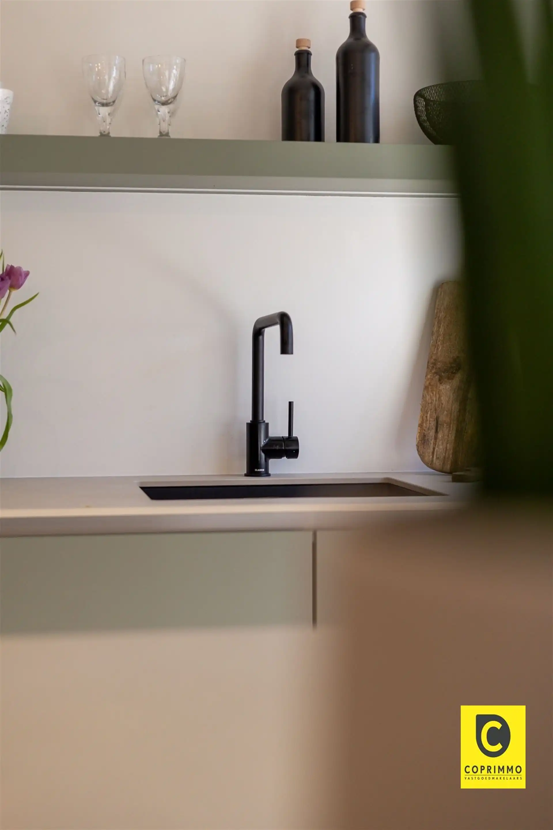 Prachtig gelijkvloers 3 slaapkamer app foto 7