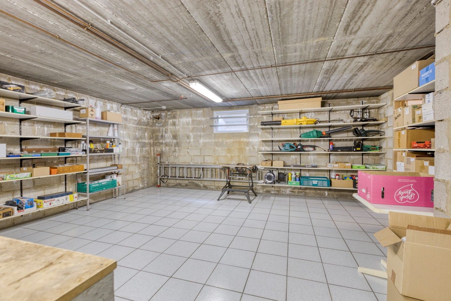 Instapklare woning in een bosrijke, rustige buurt te Maasmechelen! foto 33