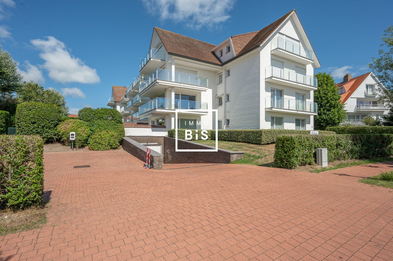 Villa residentie: Subliem tuinappartement met 4 slk's en garage  foto 8