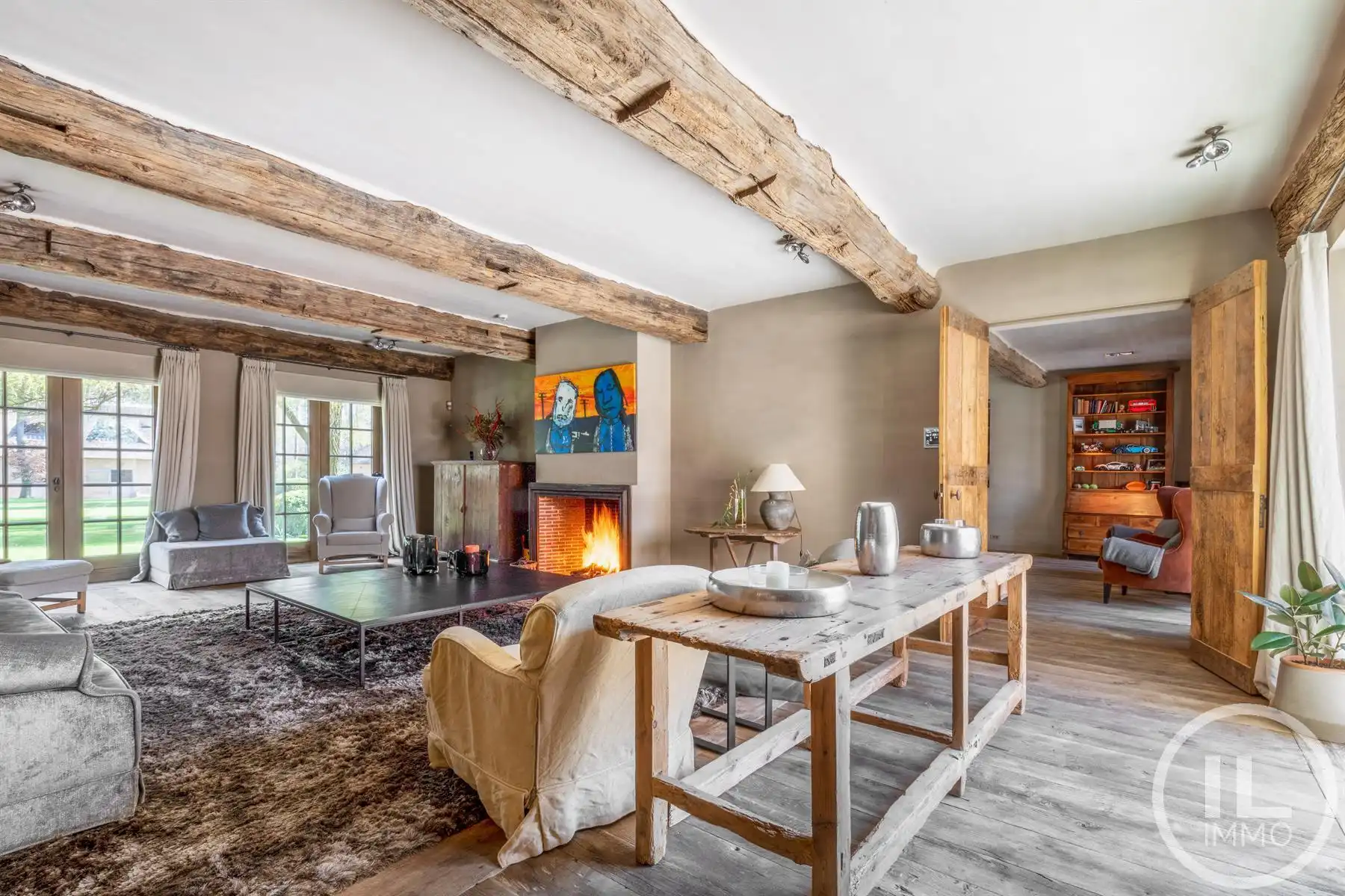 Schitterend domein van 7,7 ha met prachtige villa, zwembad, guesthouse, ruime schuur en uitgebreide paardenfaciliteiten. foto 8