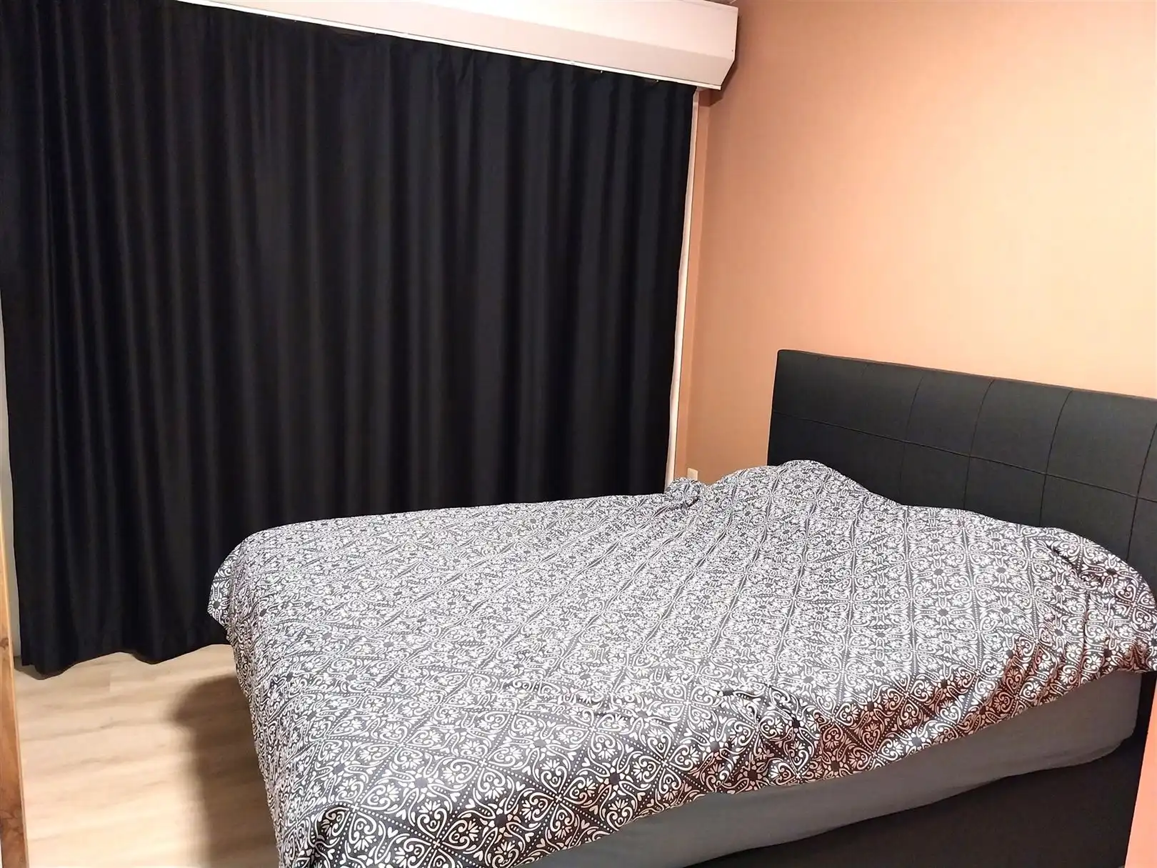 TE HUUR: Gemeubeld appartement met 1 slaapkamer! foto 7