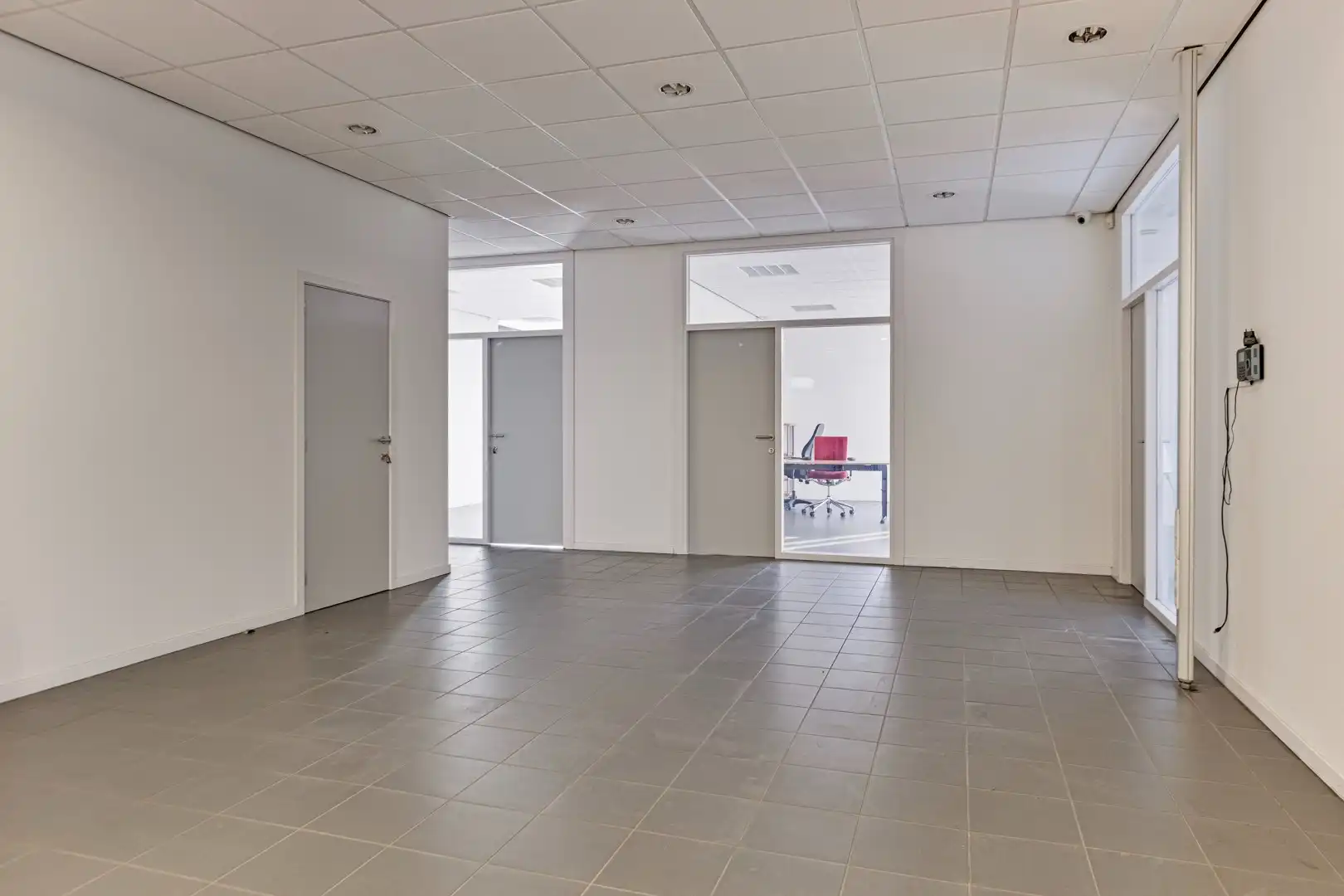 Kantoorruimtes te huur in Dilsen-Stokkem foto 18