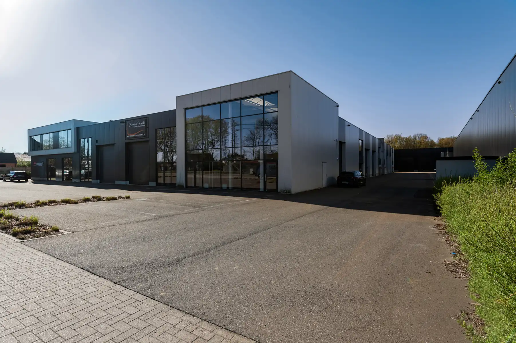 KMO Unit van 375m²+2pp foto 14