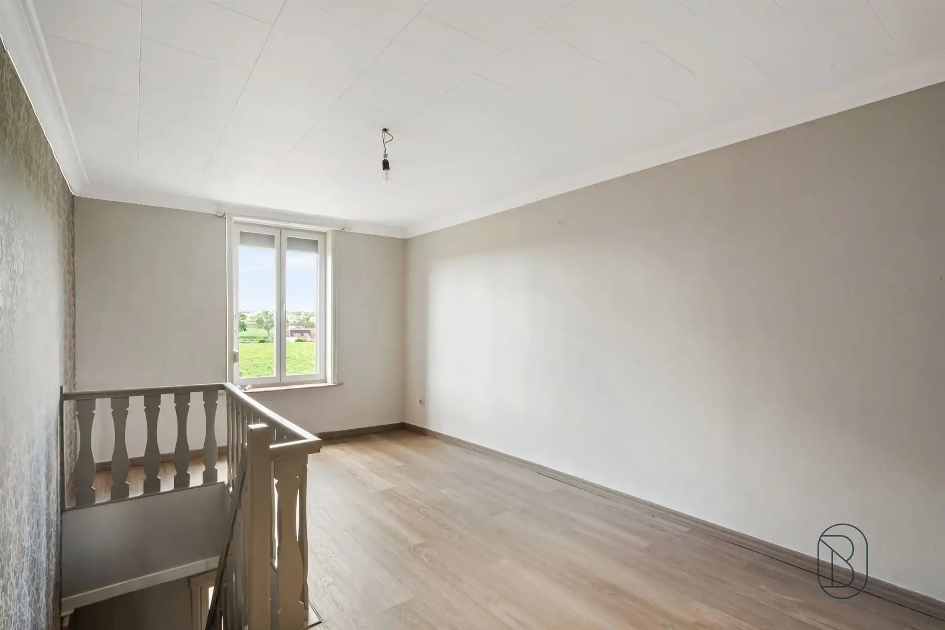 Ruime gezinswoning met 3 slpk, tuin en garage foto 15