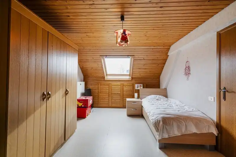 Starters woning met 2 slaapkamers garage en tuin te koop. foto 9