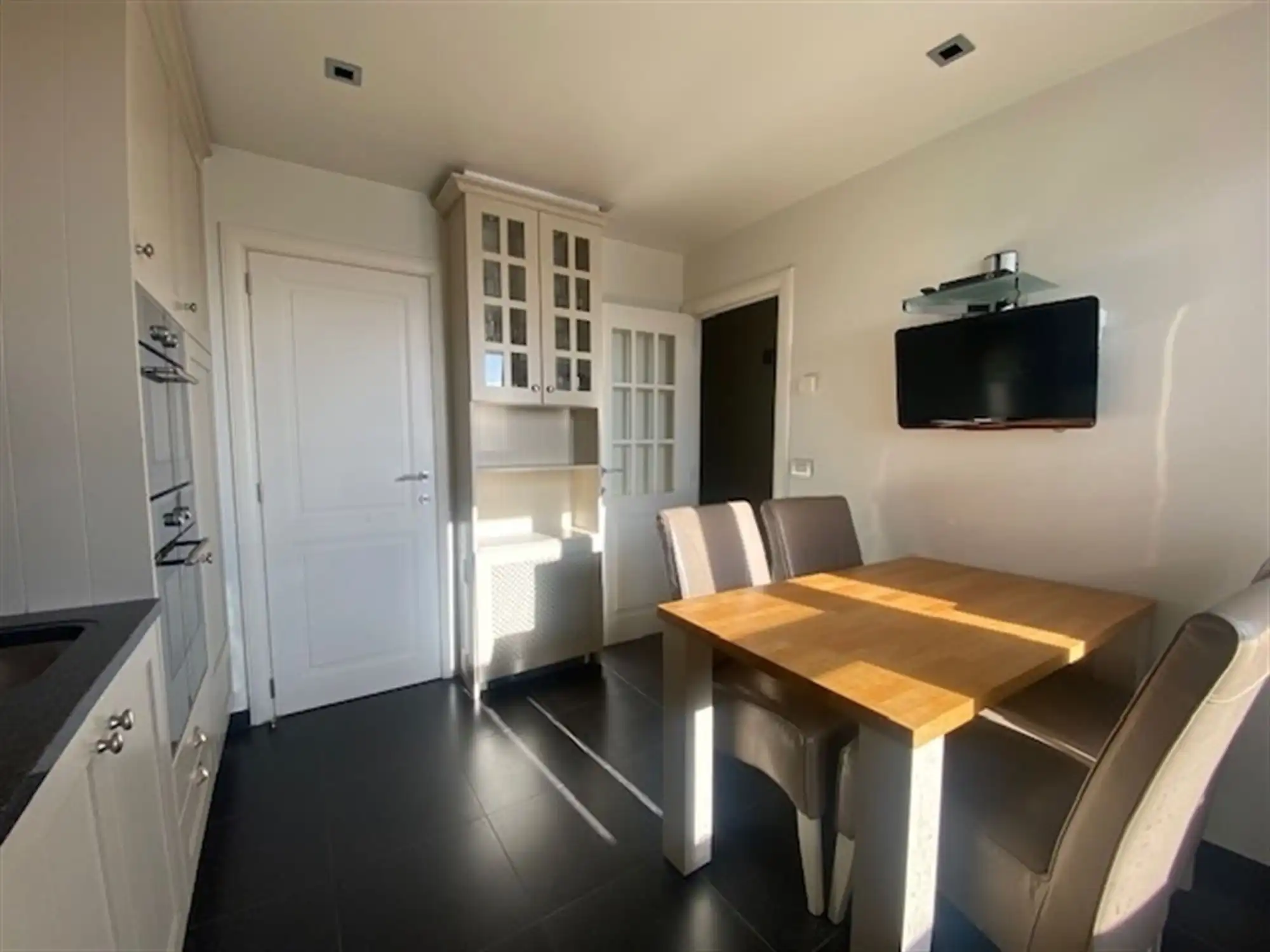 Ruime duplex met 4 slaapkamers en prachtig zicht op duinen en zee foto 6