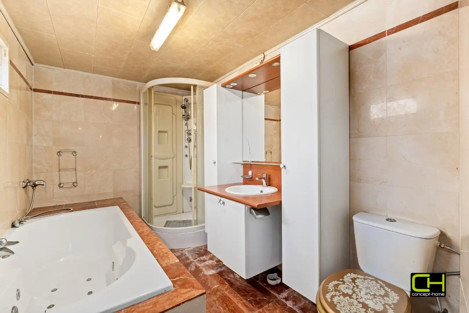 Te moderniseren woning met ruime tuin en mogelijkheden foto 11