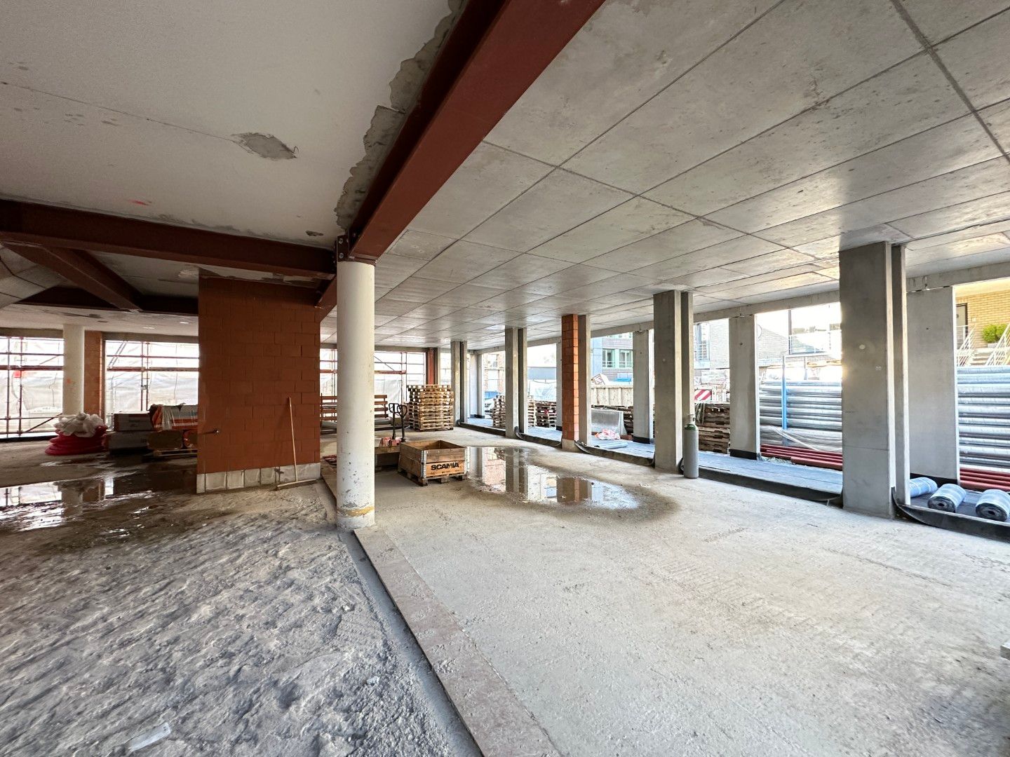 NIEUWBOUW COMMERCIËLE UNITS IN HET HIPPE PORTIER 51 foto 9