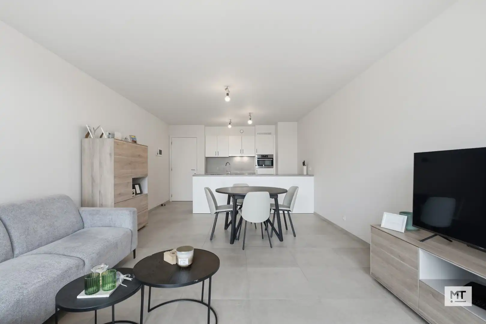 Recent appartement met garage te koop in Zonnebeke foto 4