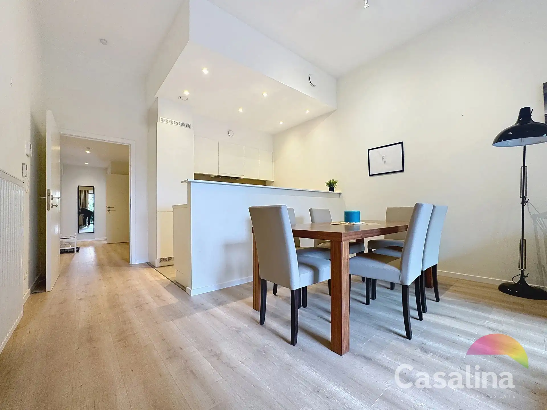 Appartement met 2 slaapkamers, terrassen, tuin + parking foto 6