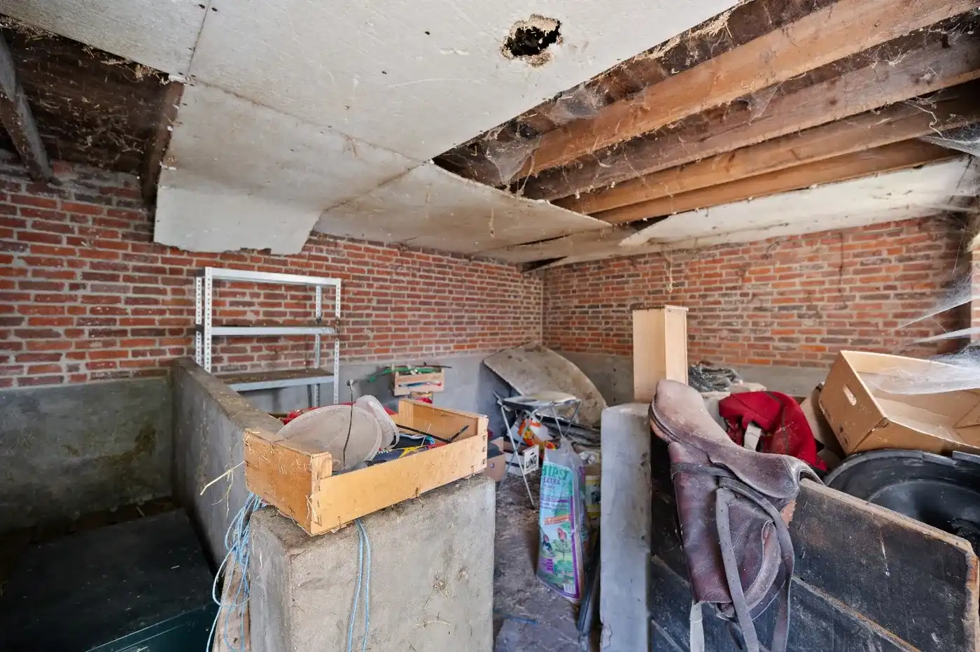 Halfopen woning met grote tuin en garage in Zoutleeuw foto 23
