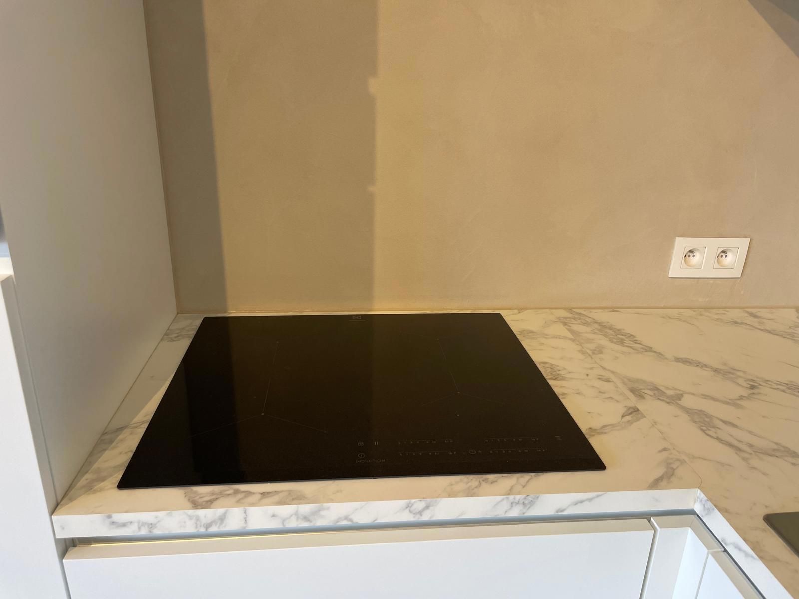 Super leuk volledig gerenoveerd appartement 1 slpk te Tienen foto 6