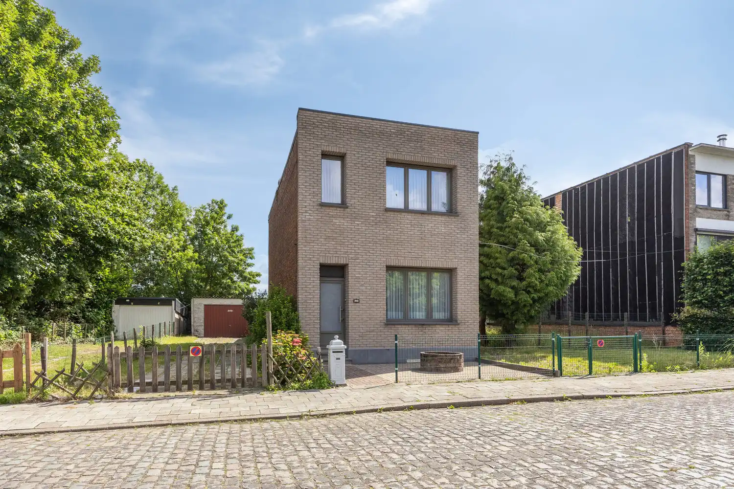 Unieke te renoveren vrijstaande woning met 2 tot 3 slks en kleine tuin! foto 5