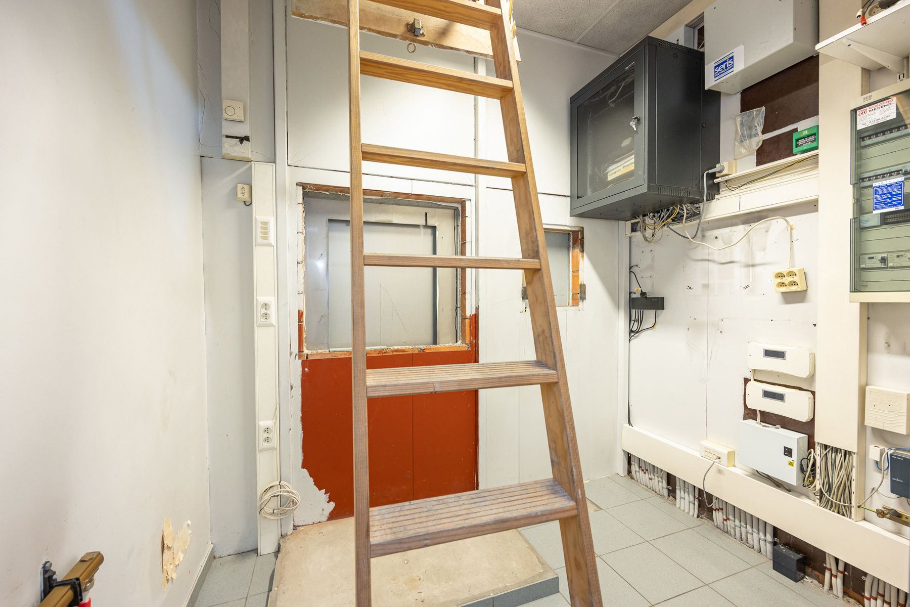 Veelzijdig kantoorgebouw op toplocatie foto 21