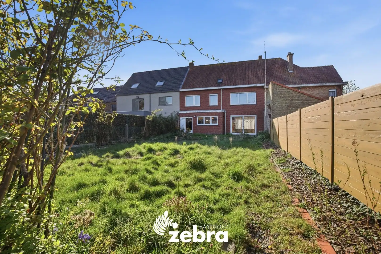 Gesloten bebouwing met 4 slaapkamers op een boogscheut van centrum Brugge! foto 23