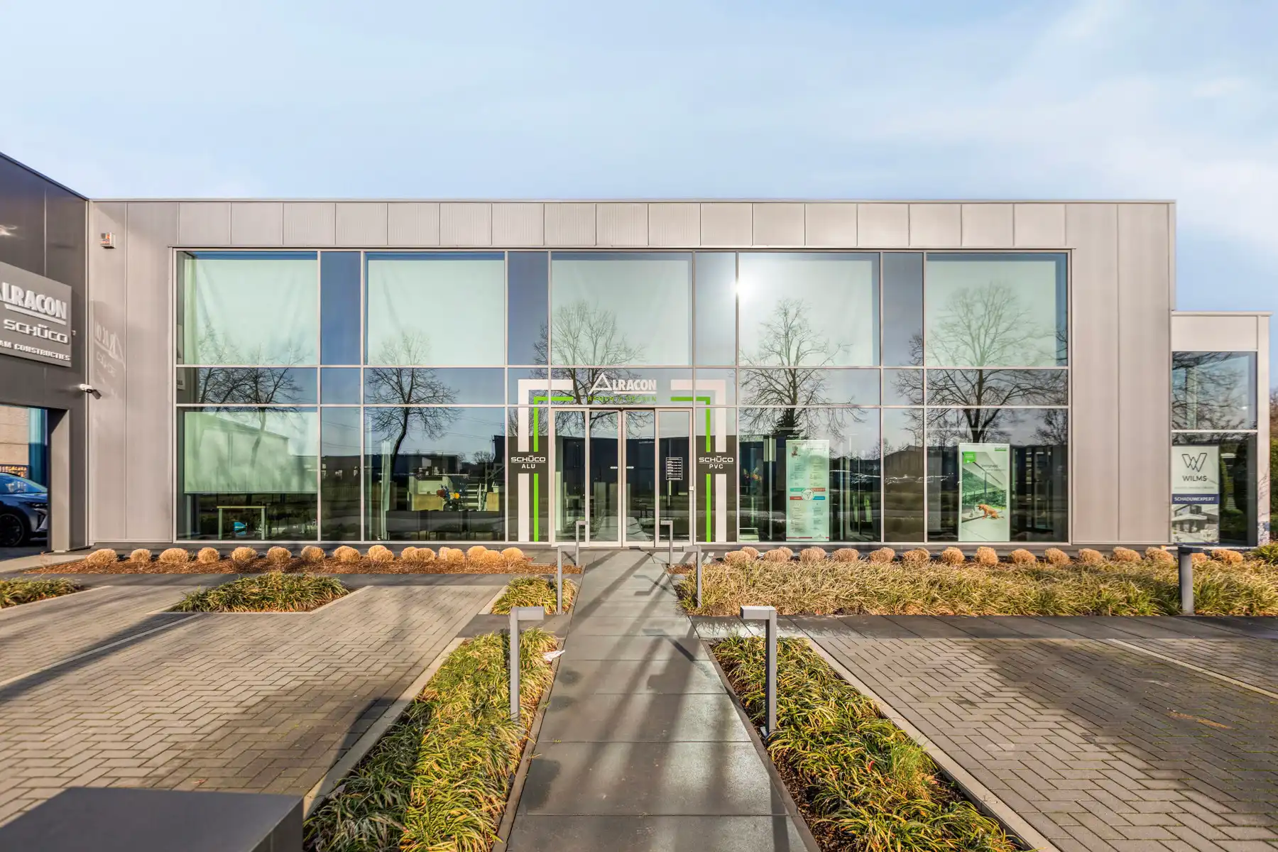 Industriegebouw met tal van mogelijkheden foto 4