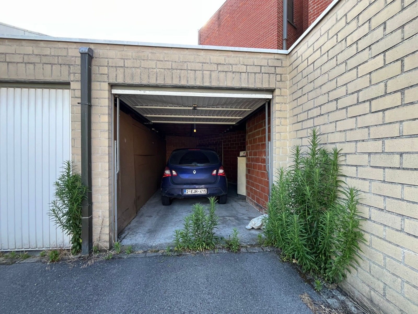 TE HUUR – Gelijkvloersappartement met garage foto 9