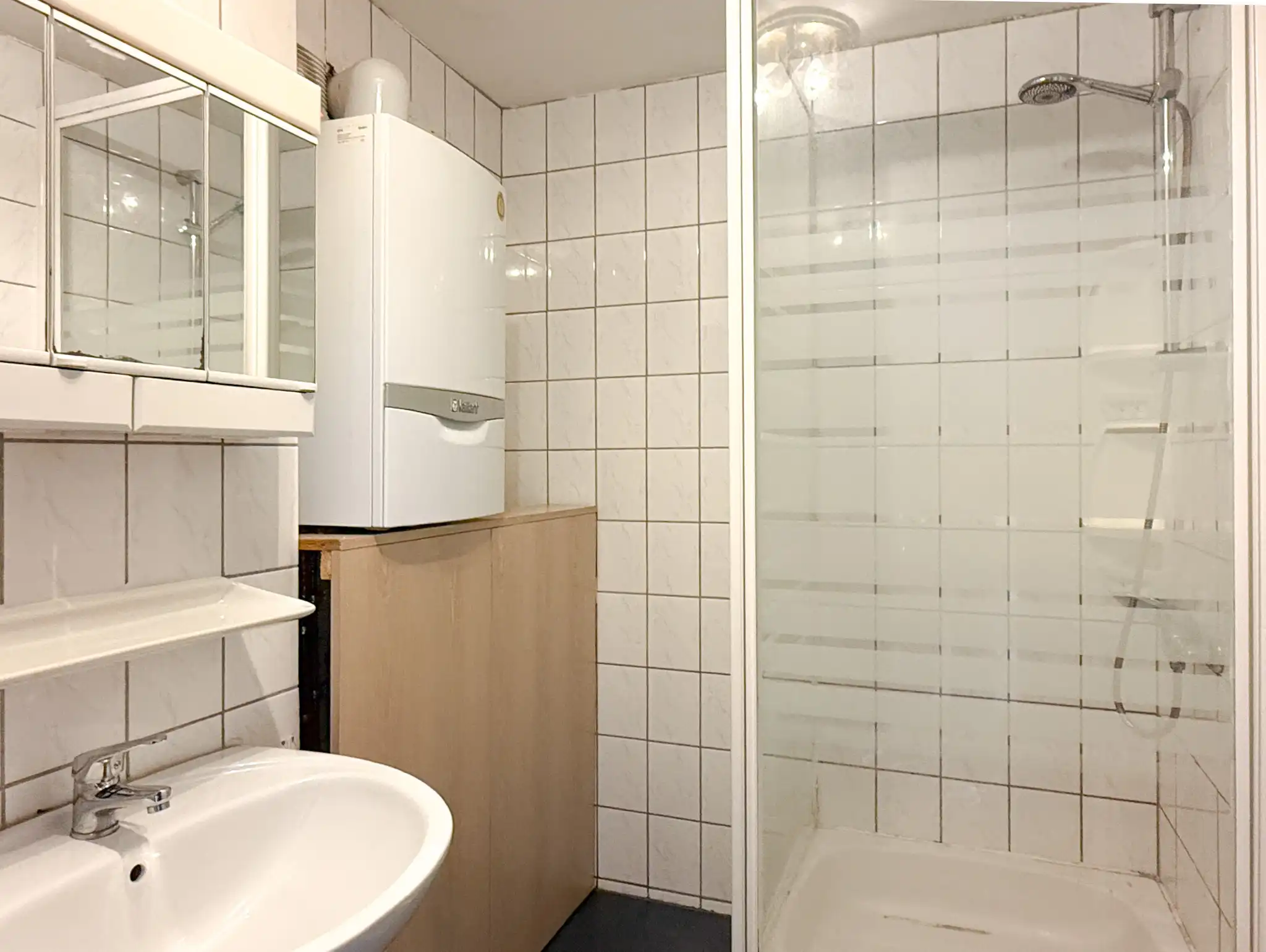 Dakappartement met twee slaapkamers en garagebox te huur in Kruibeke! foto 7