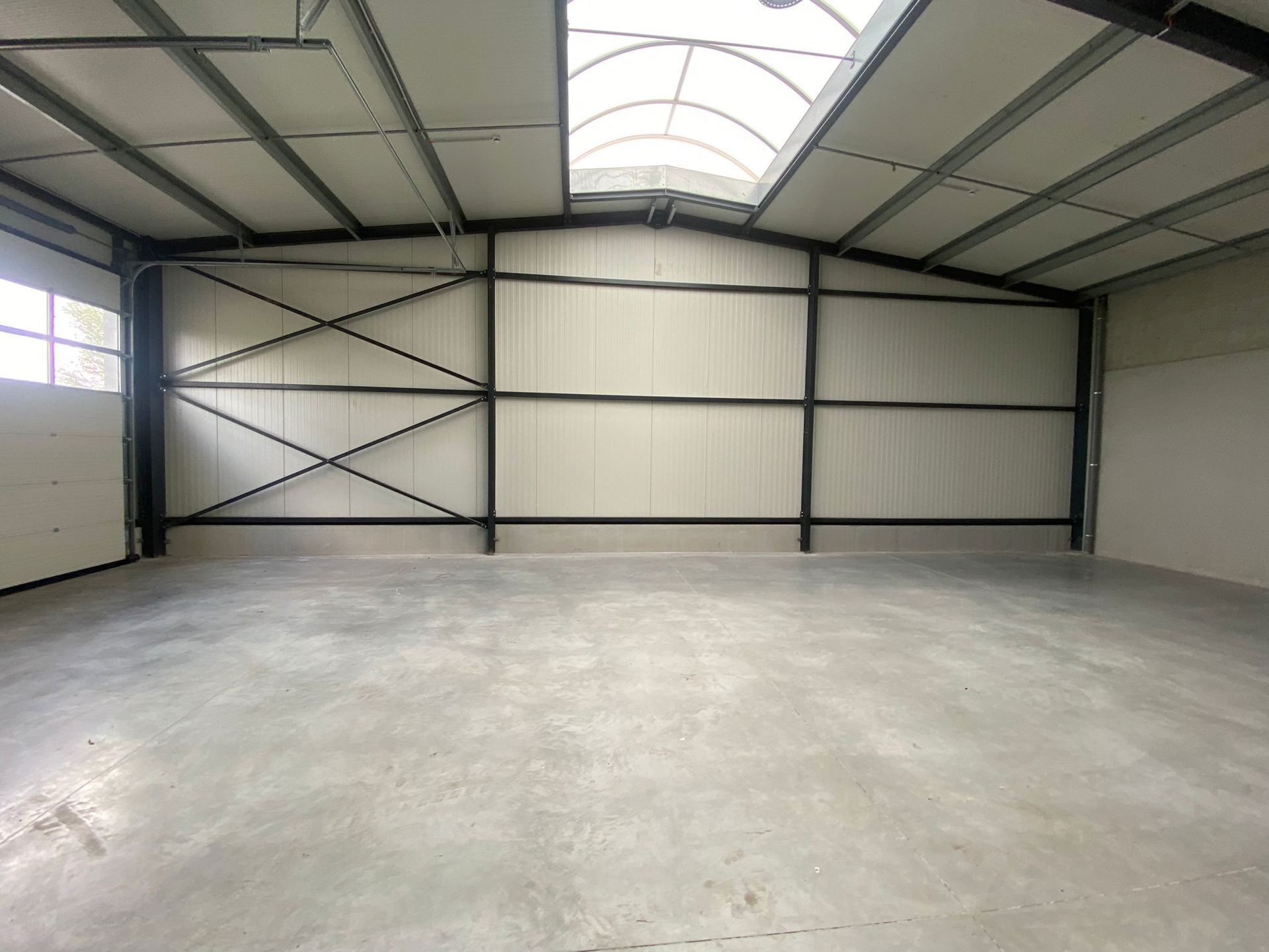 Magazijnen te huur foto 2