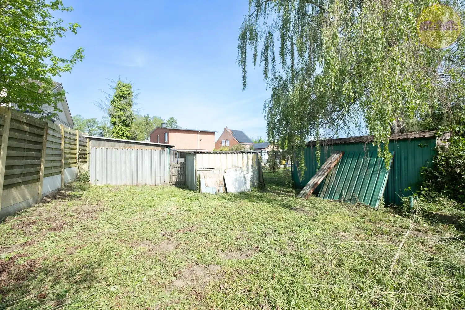 Vrijstaande woning in een rustige straat met veel mogelijkheden foto 24