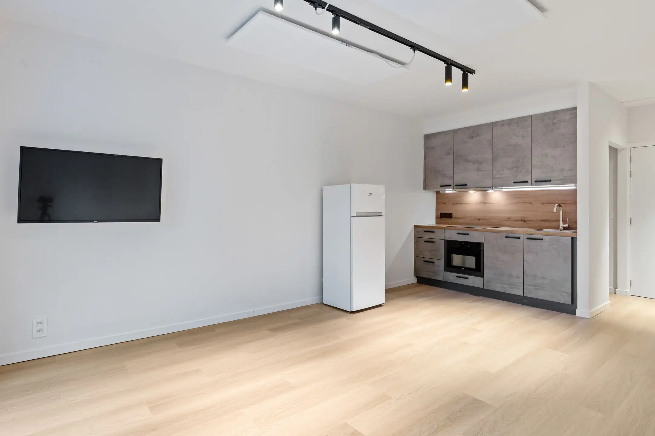 Assistentieappartement te huur in Residentie Prinsenbos – comfortabel en zorgeloos wonen in het groen van Kapellen. foto {{pictureIndex}}