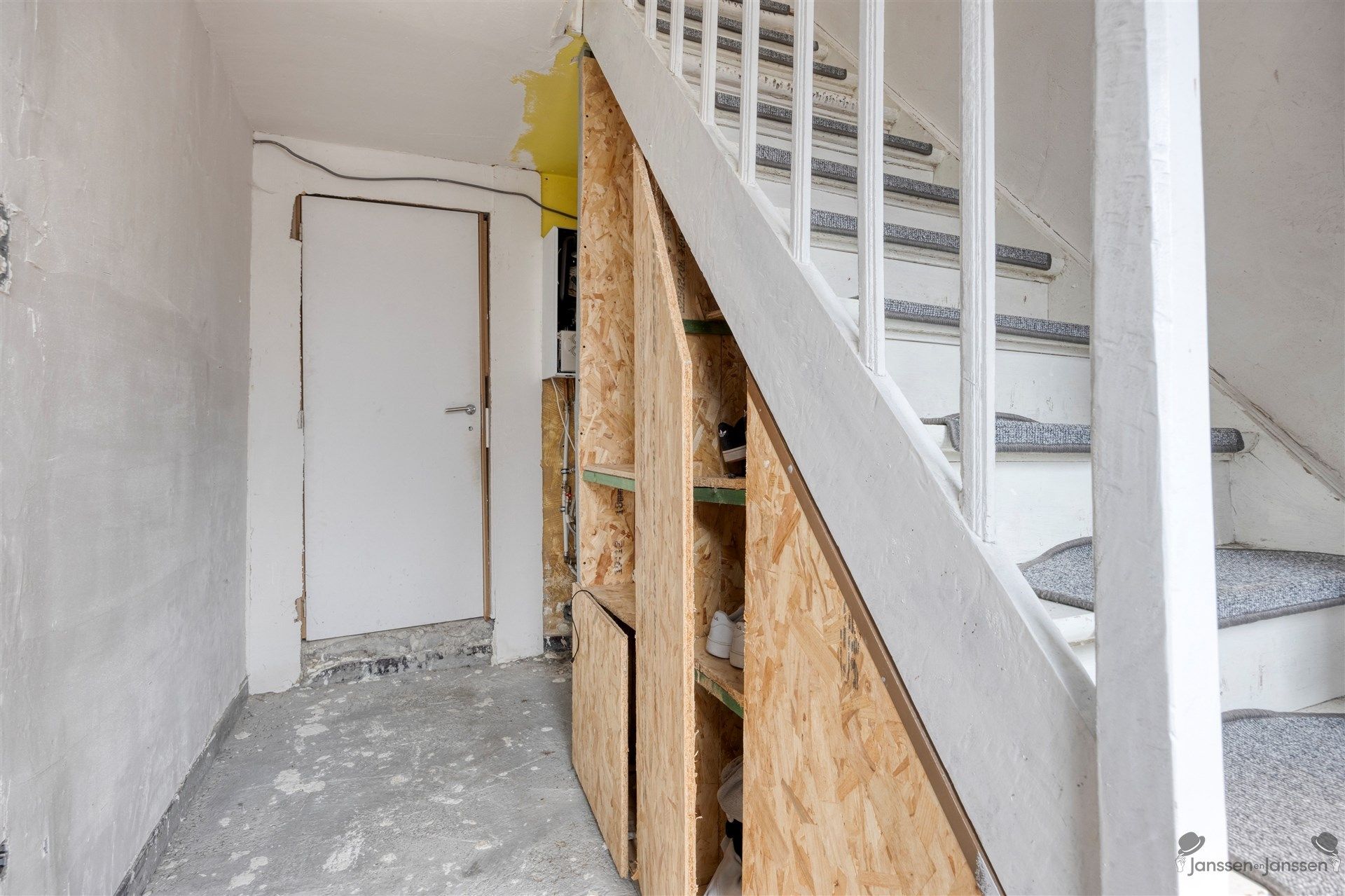 Te renoveren woning foto 4