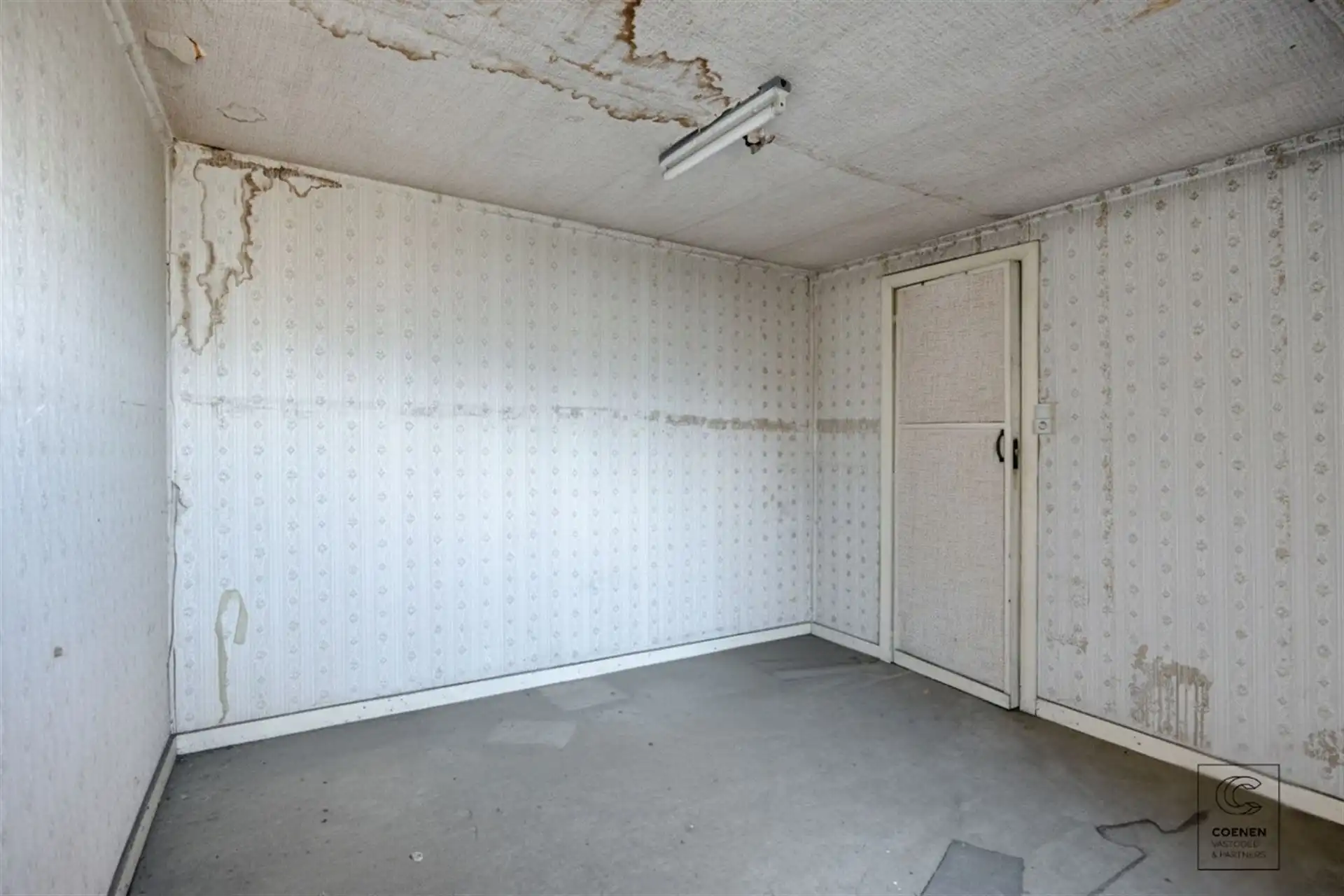 Handelspand met potentieel voor woongelegenheid op toplocatie! foto 13