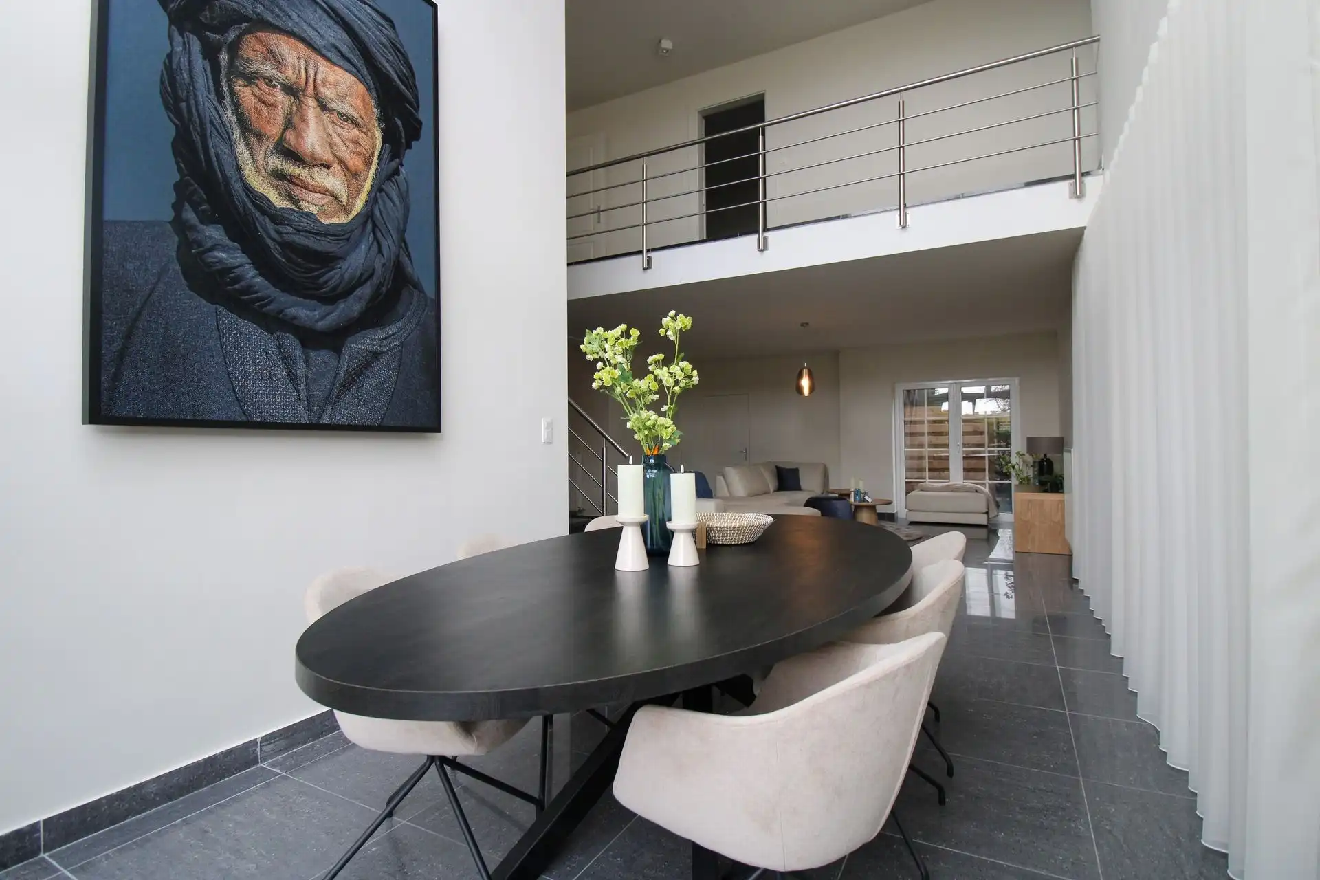 Ruime triplex met studio te koop in Opgrimbie! foto 10