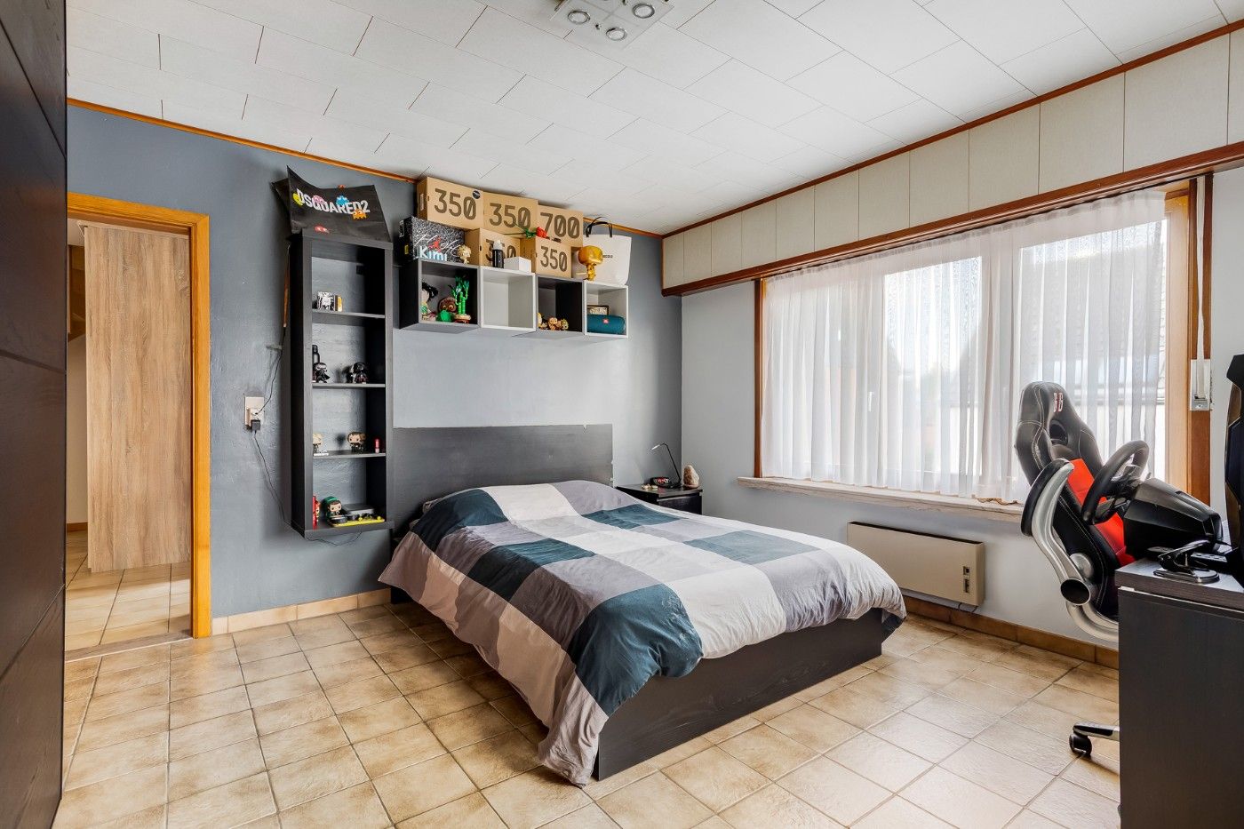Gigantische, oerdegelijke woning met 4+ slpk., oprit, garage en west-tuin foto 17