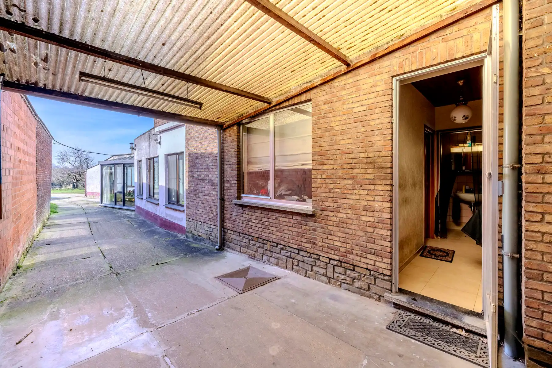 Te renoveren woning met 4 slaapkamers in Lier foto 26